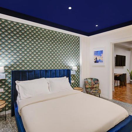 Well Suites - Piazza Dei Martiri Napoli Eksteriør bilde
