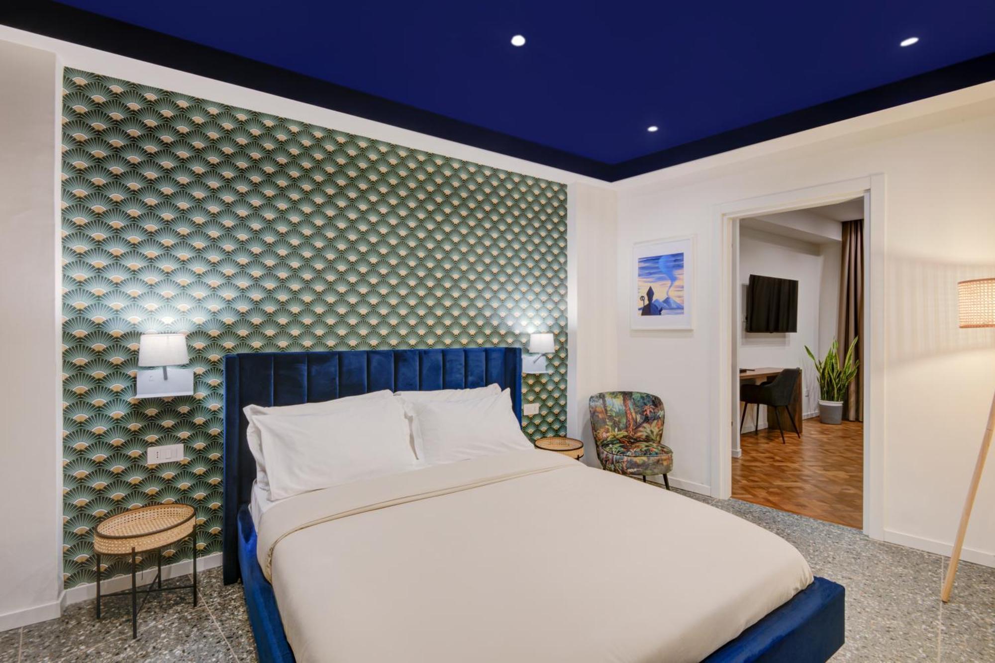 Well Suites - Piazza Dei Martiri Napoli Eksteriør bilde