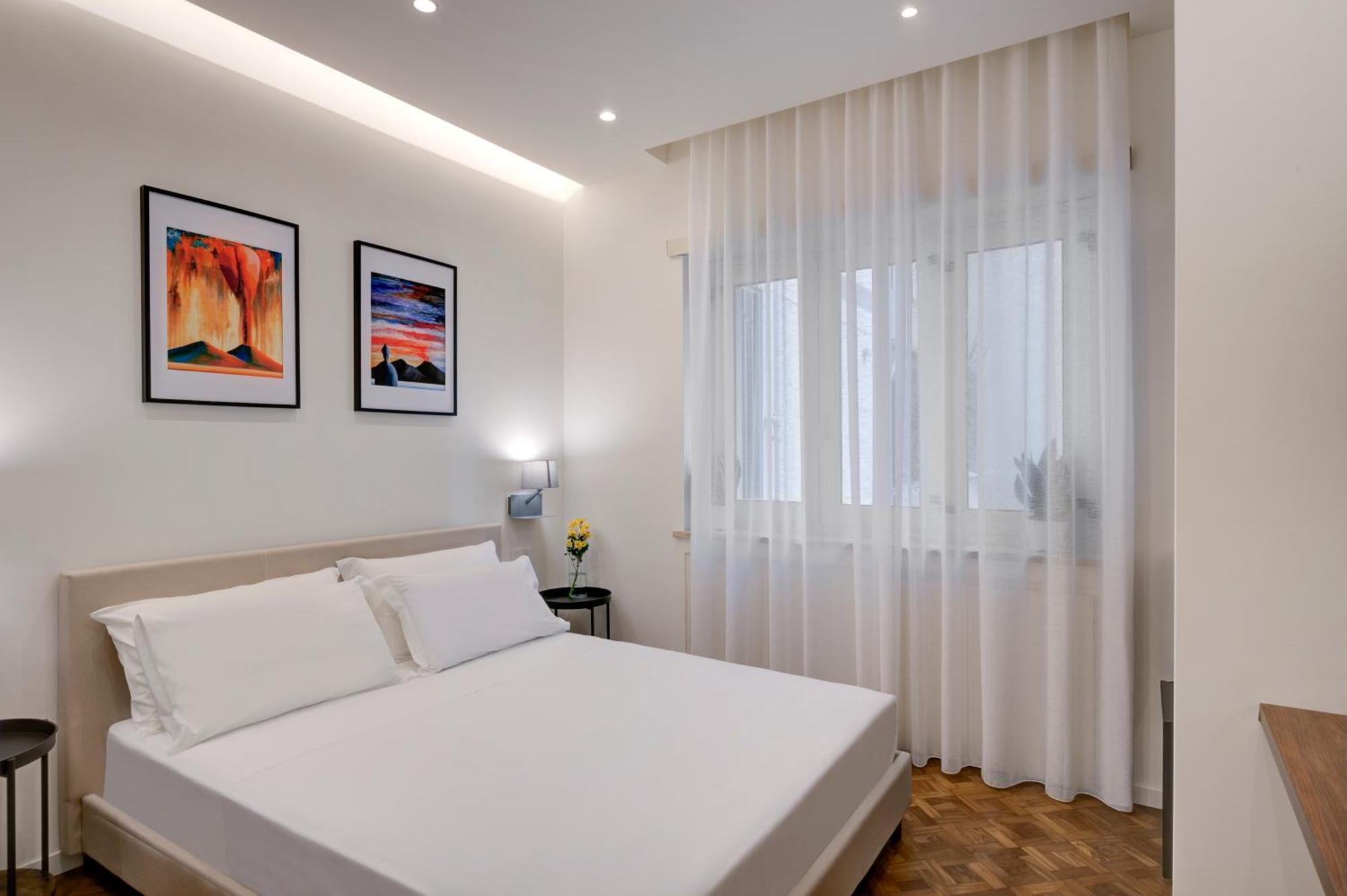 Well Suites - Piazza Dei Martiri Napoli Eksteriør bilde