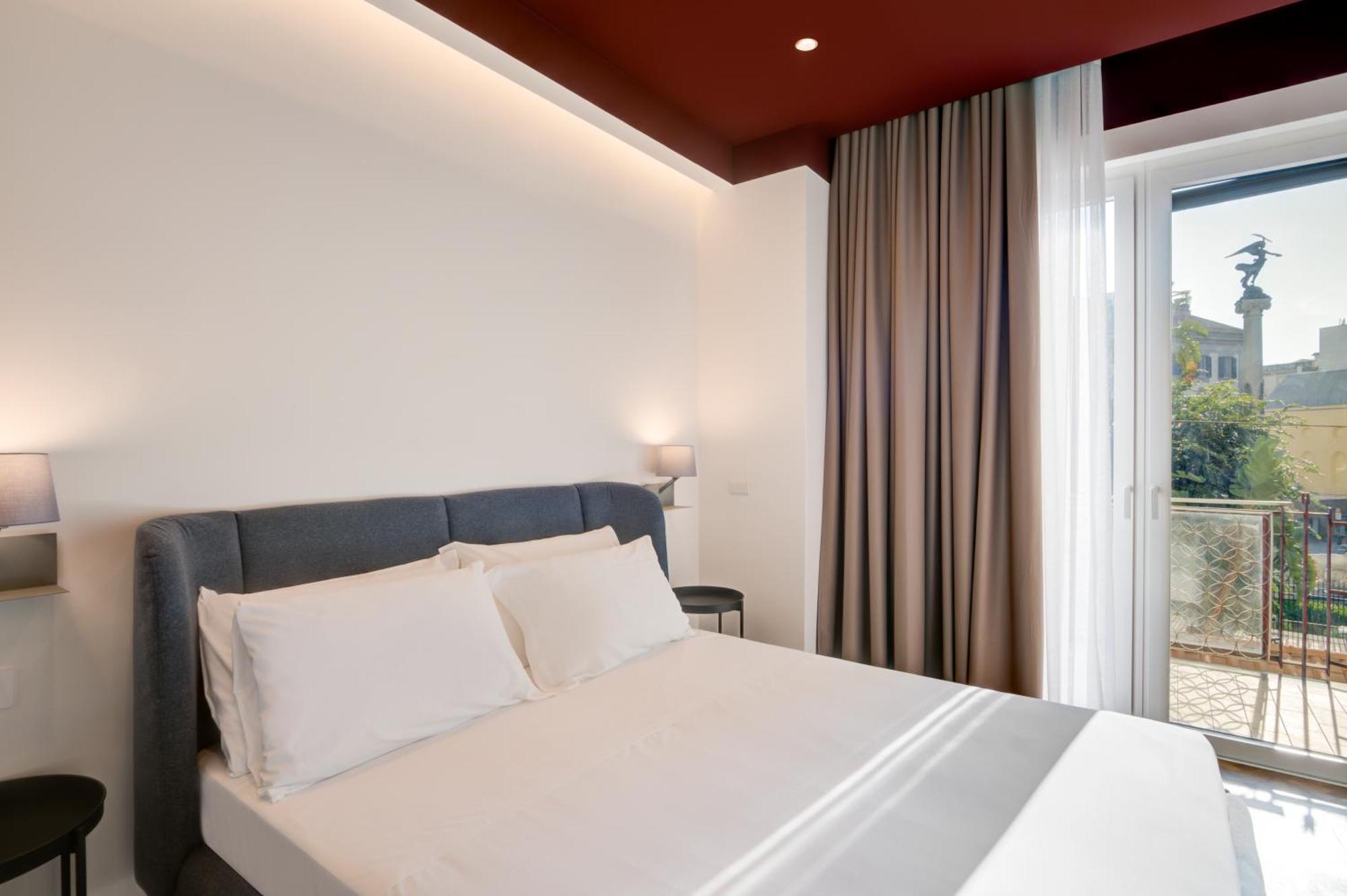 Well Suites - Piazza Dei Martiri Napoli Eksteriør bilde