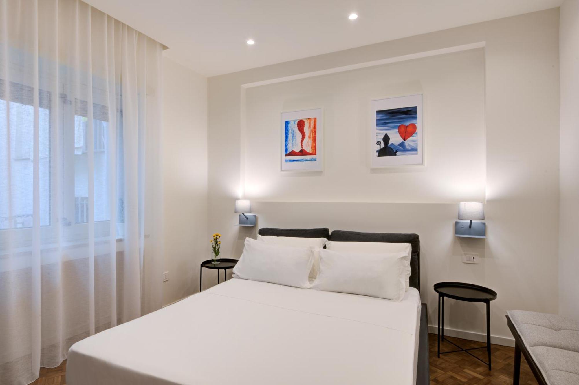 Well Suites - Piazza Dei Martiri Napoli Eksteriør bilde