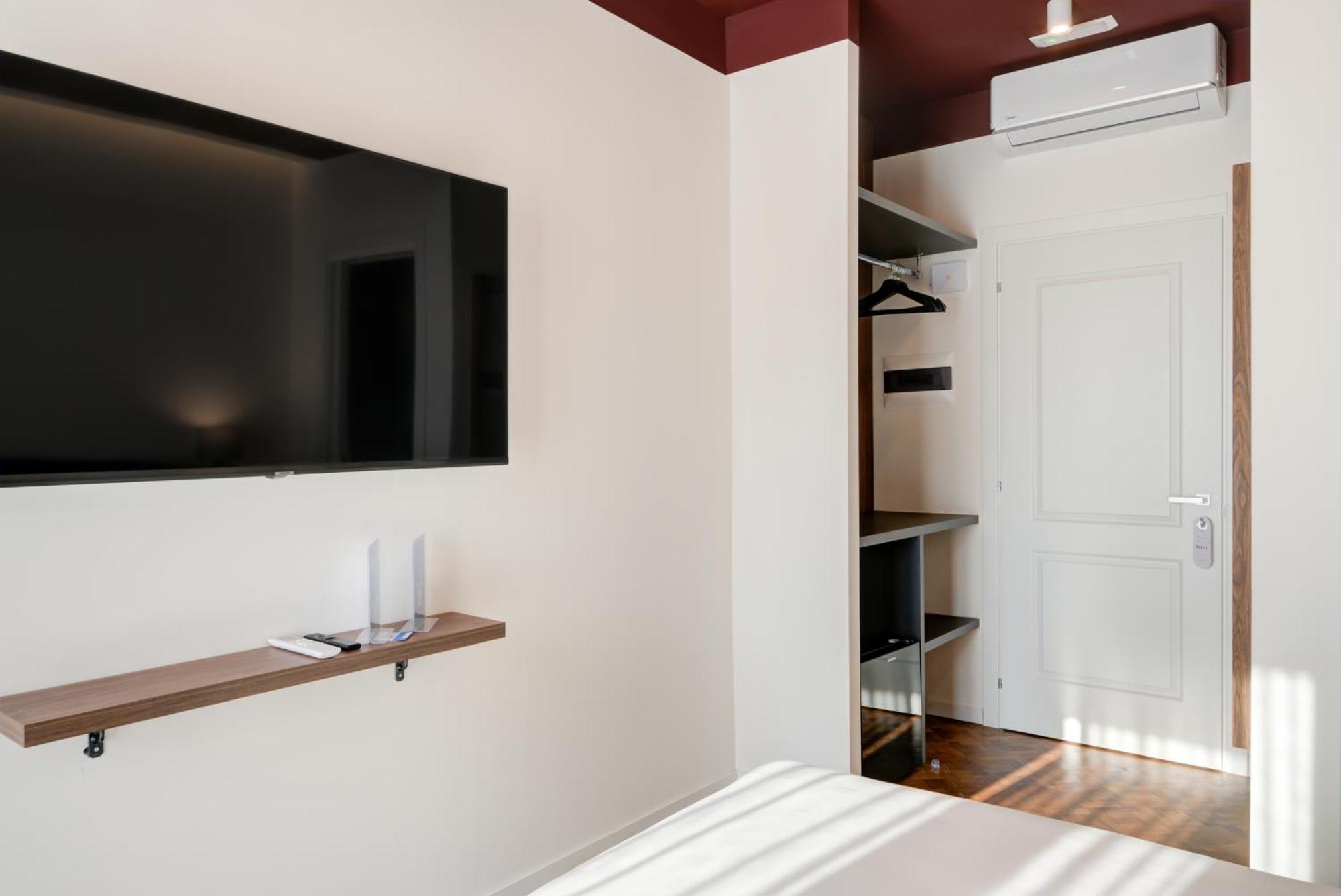 Well Suites - Piazza Dei Martiri Napoli Eksteriør bilde