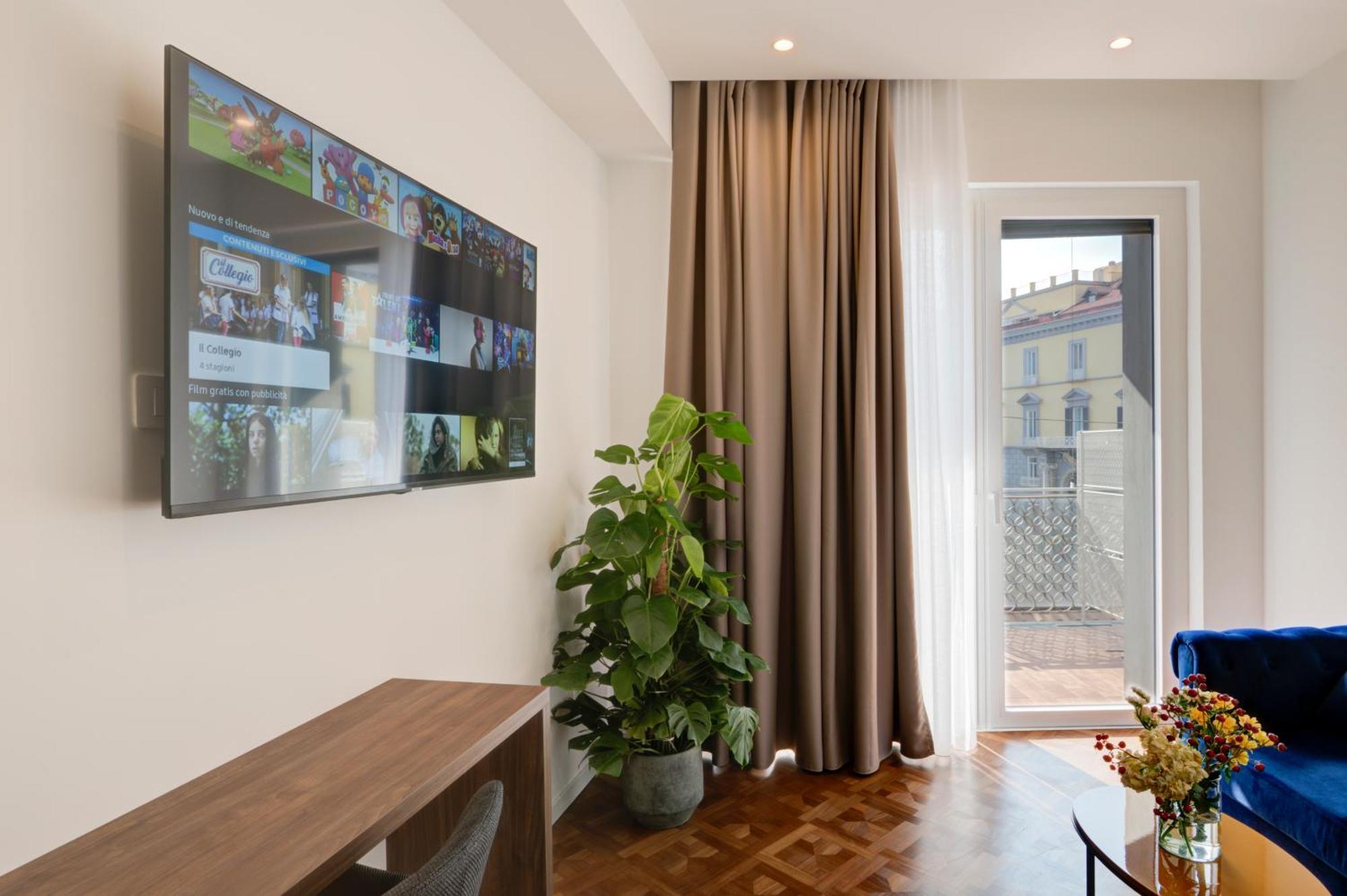 Well Suites - Piazza Dei Martiri Napoli Eksteriør bilde